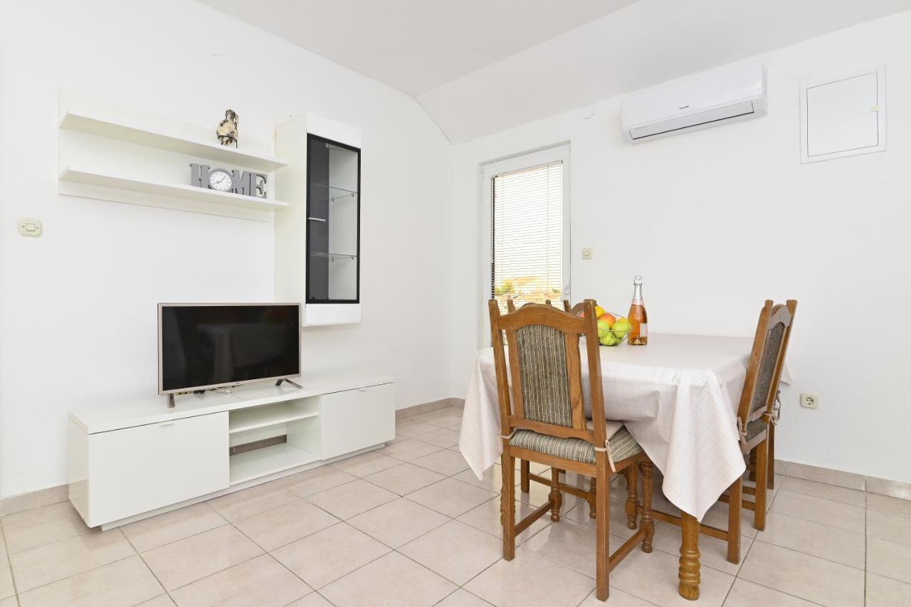 Apartments Martina Vodice Ngoại thất bức ảnh