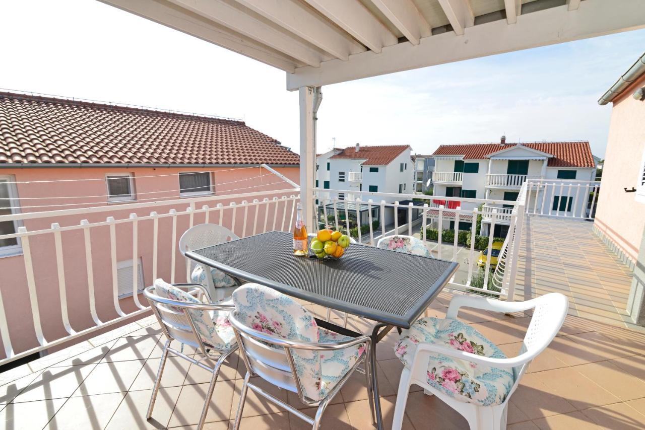 Apartments Martina Vodice Ngoại thất bức ảnh