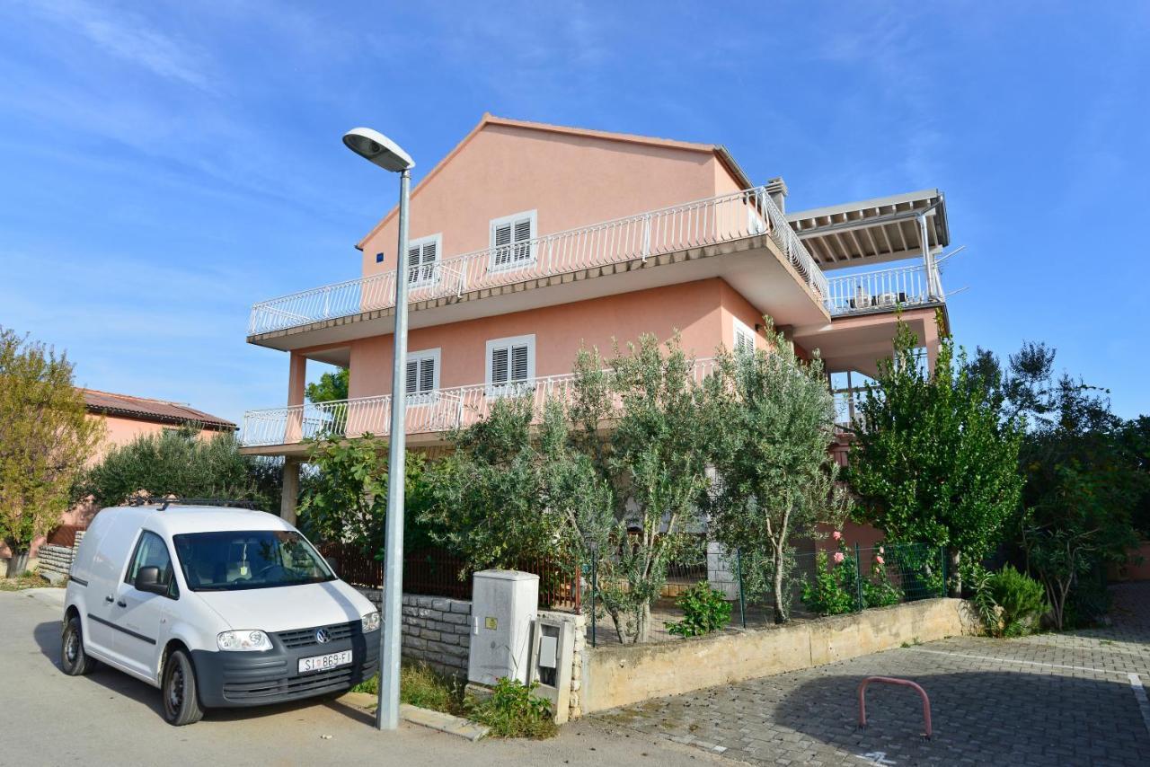 Apartments Martina Vodice Ngoại thất bức ảnh