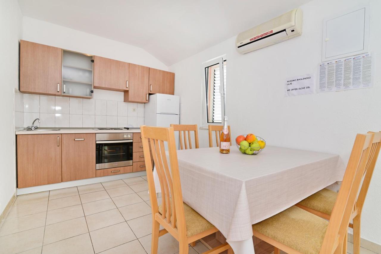 Apartments Martina Vodice Ngoại thất bức ảnh